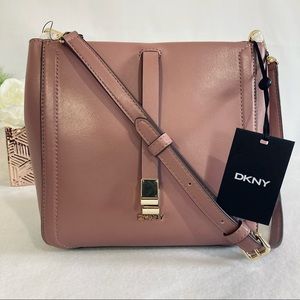 dkny leather handbolsa